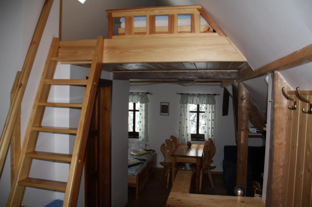 Balada Horska Chata Bedrichov  Ruang foto